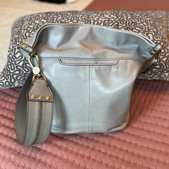 HOBO Handbags - Hobo Bucket Handbag